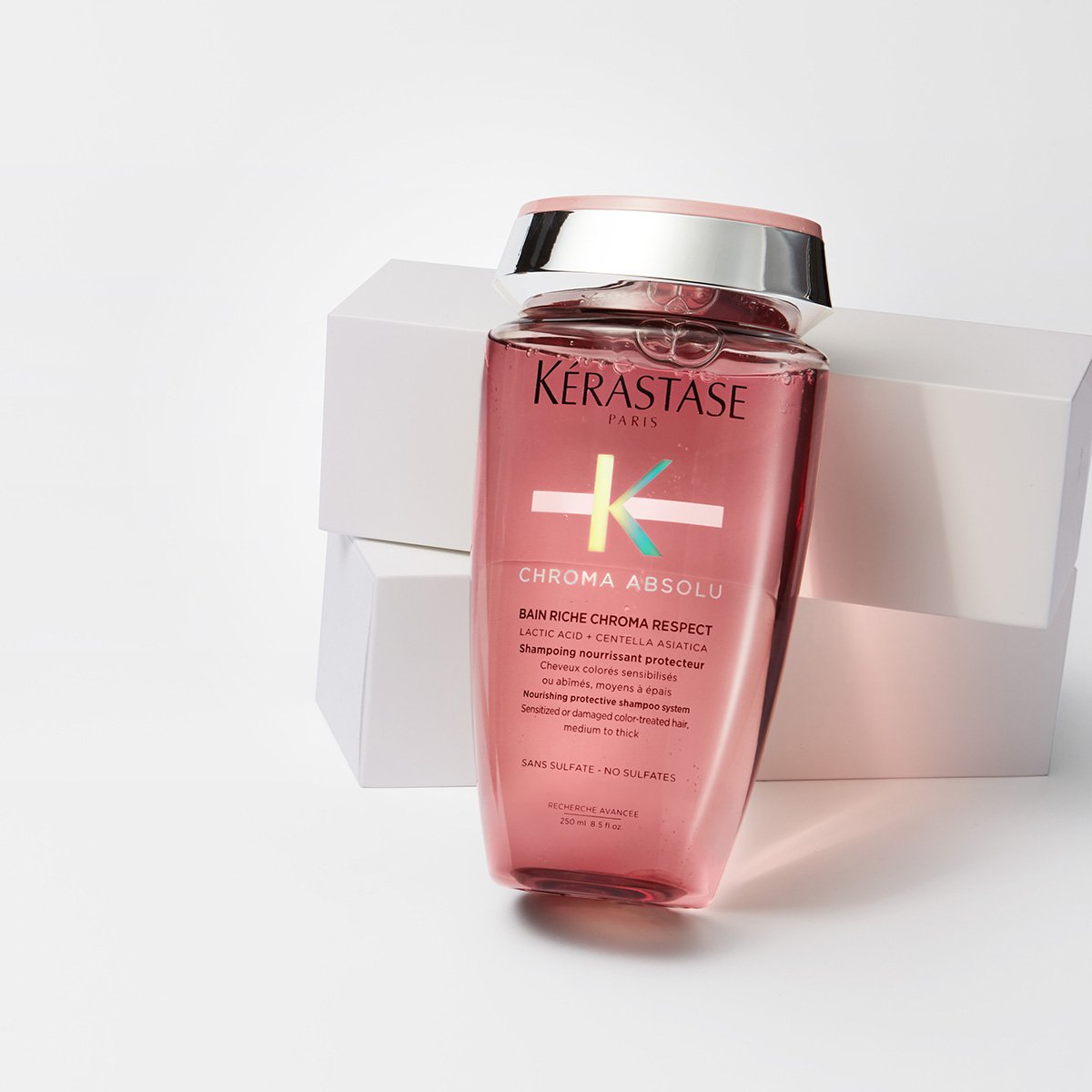 Imagem ilustrativa de Kérastase Bain Riche Chroma Respect